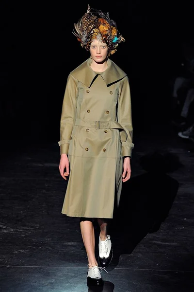 Look 37